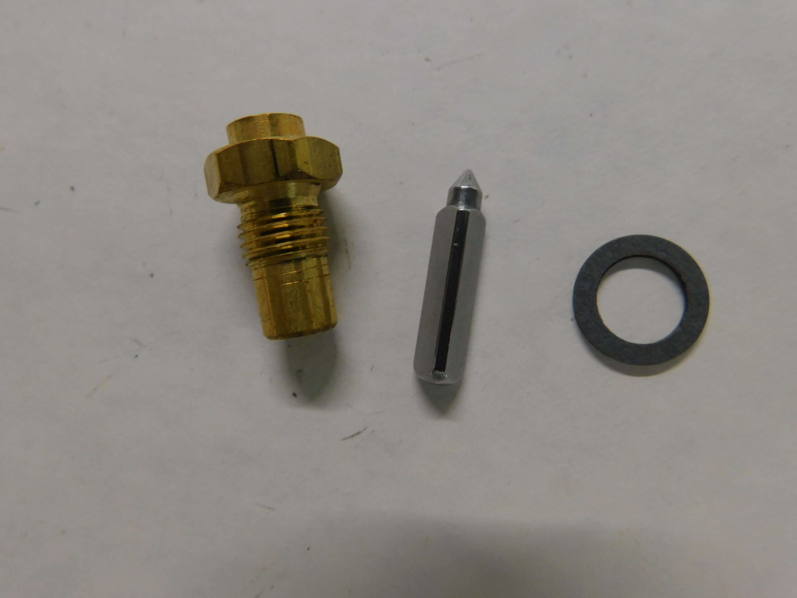 Zenith K-5 Needle and Seat for Farmall Tractors - The Fordson House